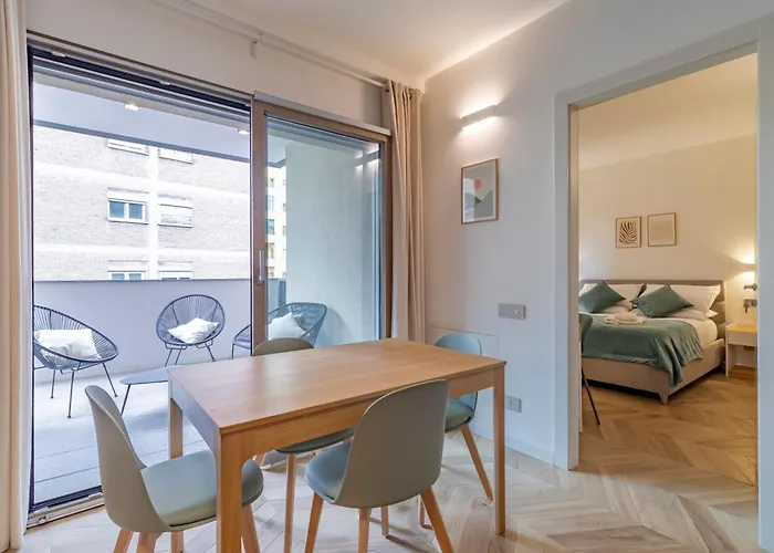 Aurealiving - Sage Luxury With Air Conditioning, Fast Wifi And Free Gym Apartament Rzym
