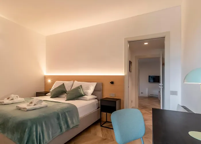 Aurealiving - Sage Luxury With Air Conditioning, Fast Wifi And Free Gym Apartament